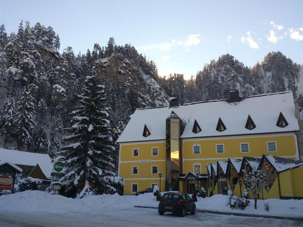 Hotel Bergkristall Wildalpen Exterior foto